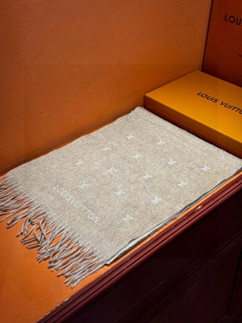 Louis Vuitton Scarf WellDesigned 270864