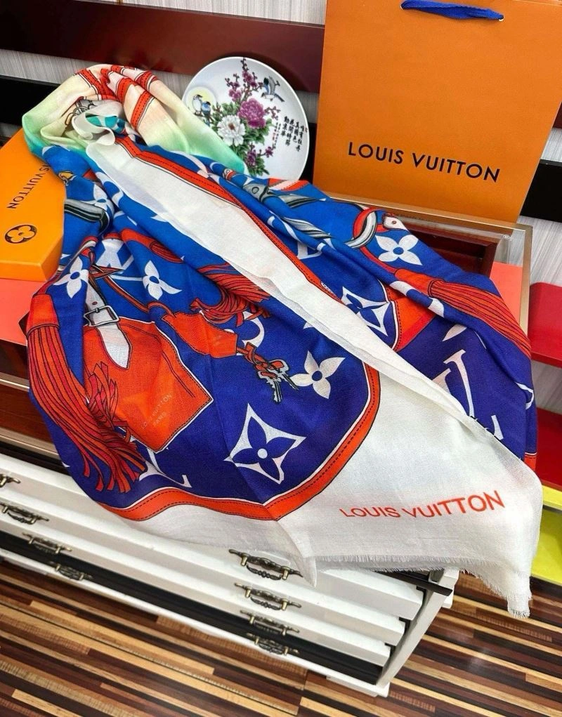 Louis Vuitton Scarf Stylish 270854
