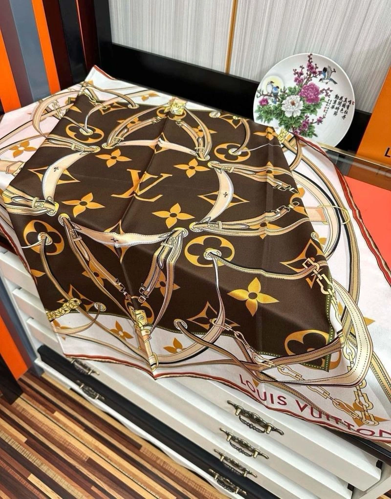 Functional Louis Vuitton Scarf 271499
