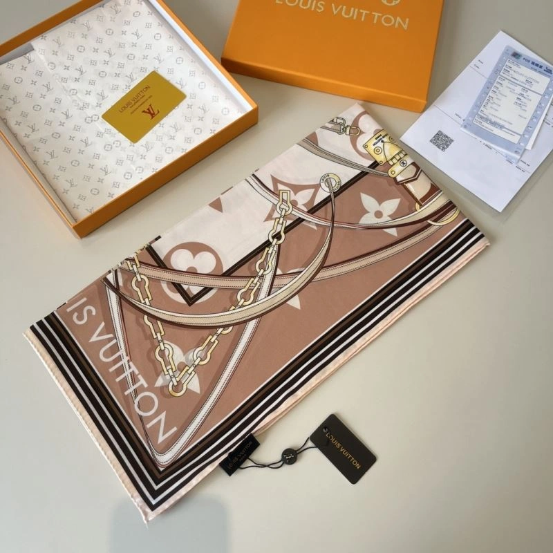 Effortless Louis Vuitton Scarf 271487