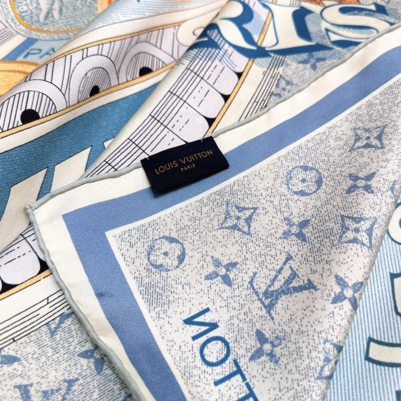 UrbanChic Louis Vuitton Scarf 271484