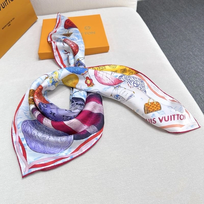 Versatile Louis Vuitton Scarf 271476