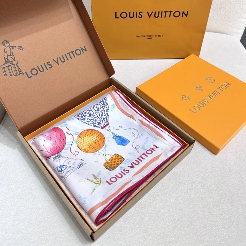 Versatile Louis Vuitton Scarf 271476