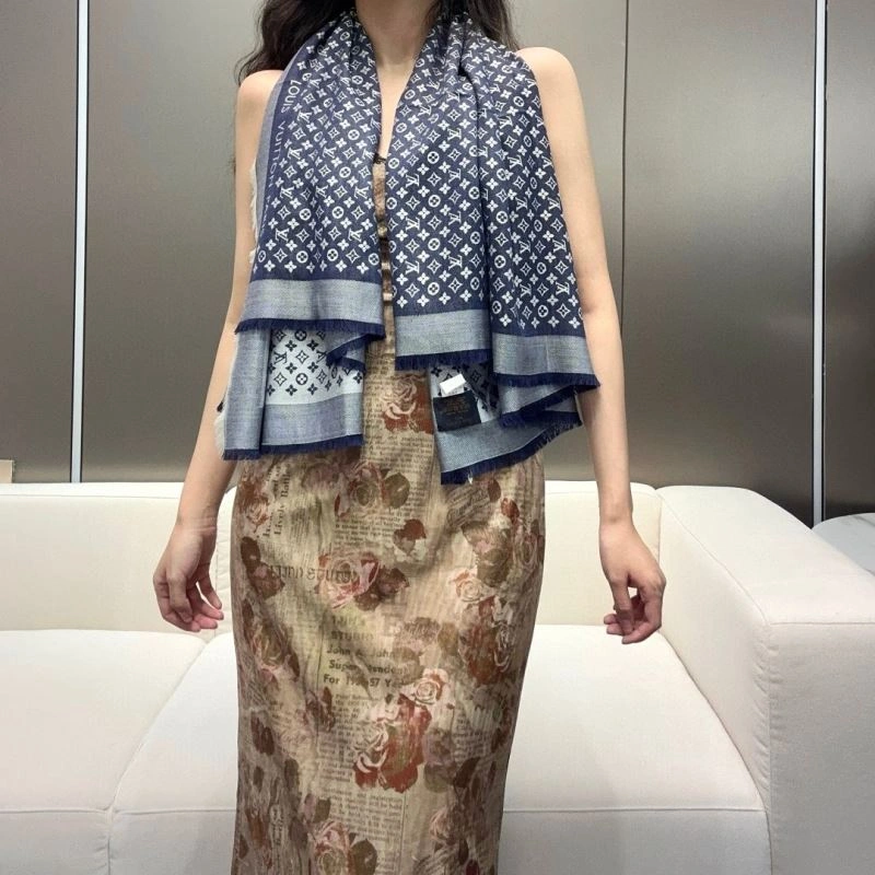 Contemporary Louis Vuitton Scarf 271472