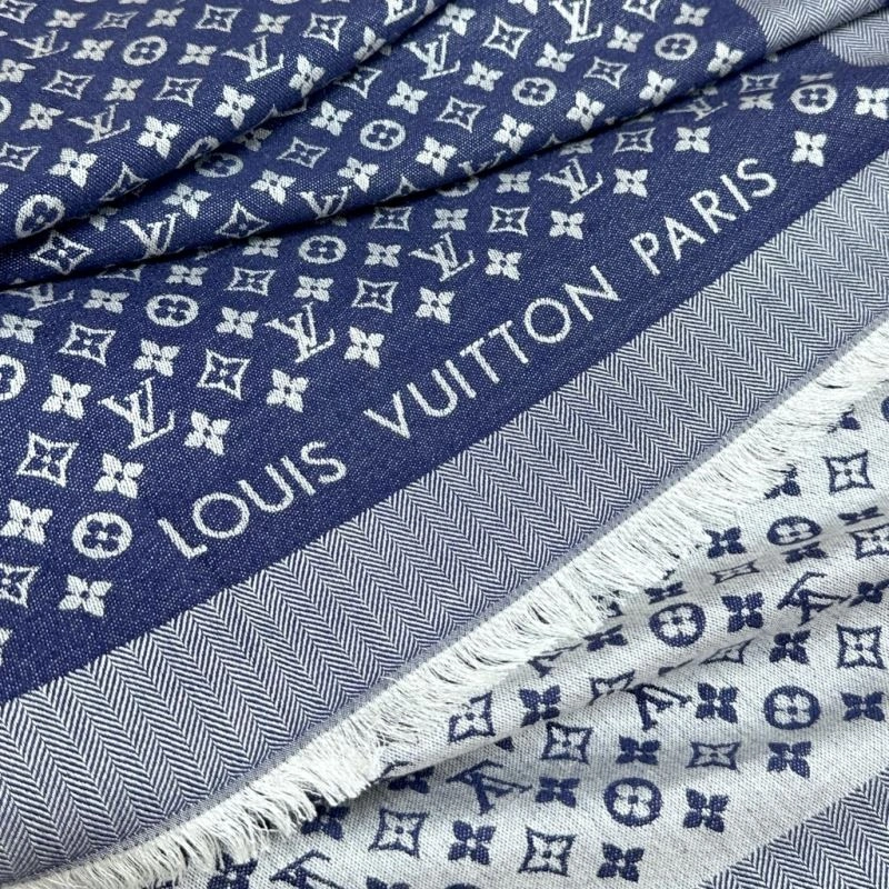 Contemporary Louis Vuitton Scarf 271472