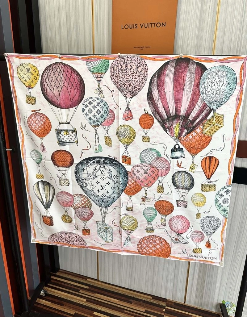 Louis Vuitton Scarf Versatile 271464