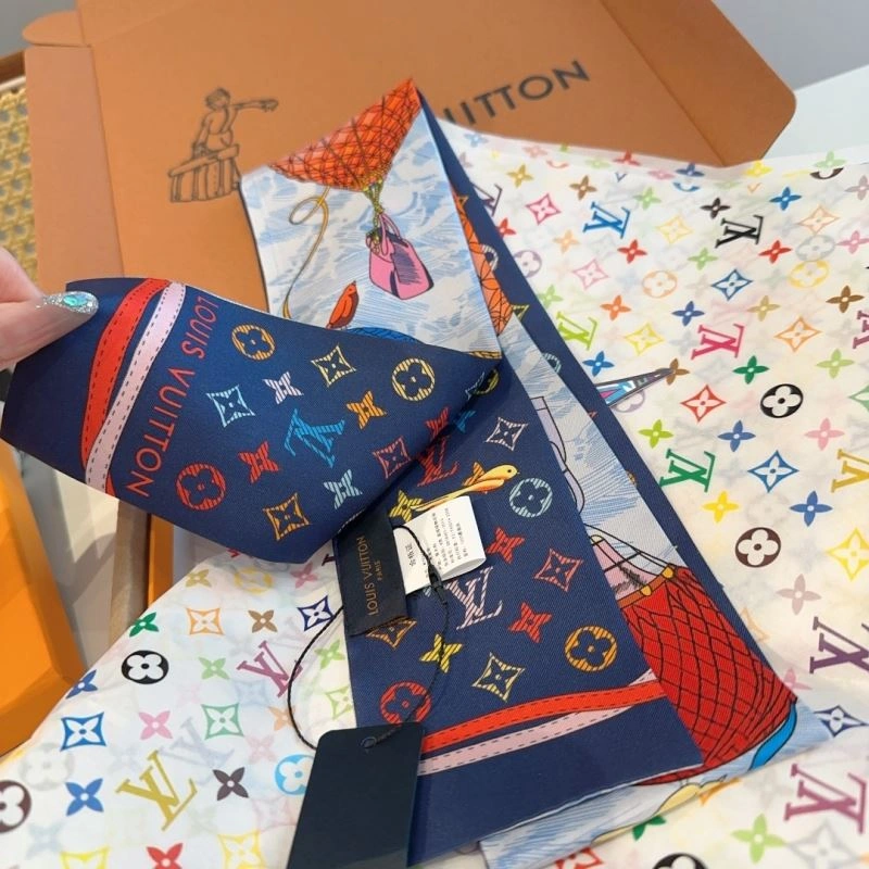 Lightweight Louis Vuitton Scarf 271466