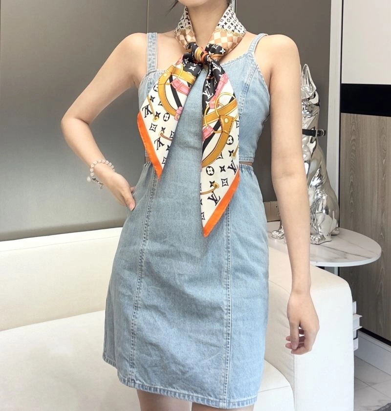 Louis Vuitton Scarf Elegant 271463