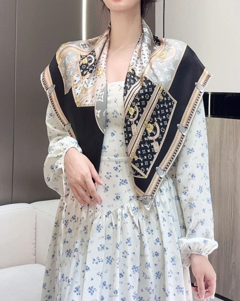 RelaxedFit Louis Vuitton Scarf 271457