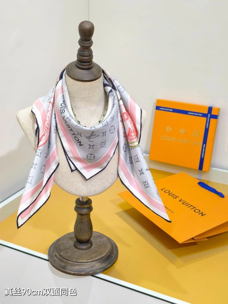 Lightweight Louis Vuitton Scarf 271445