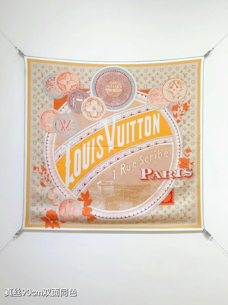 Versatile Louis Vuitton Scarf 271443