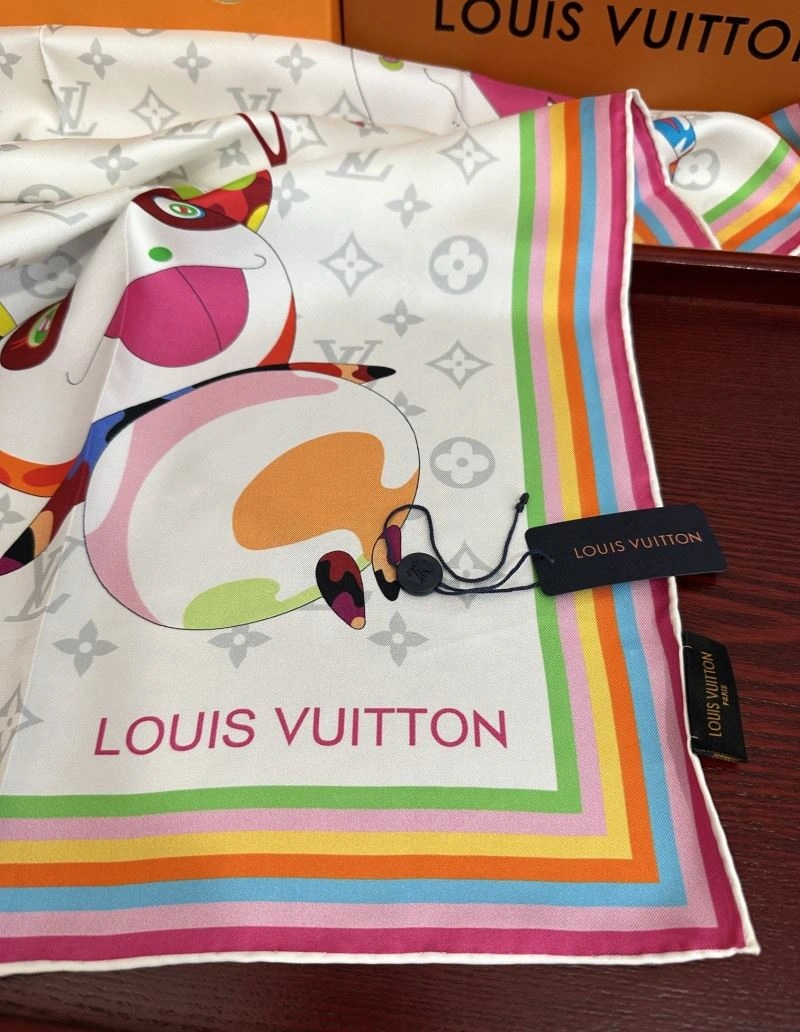 EyeCatching Louis Vuitton Scarf 271421