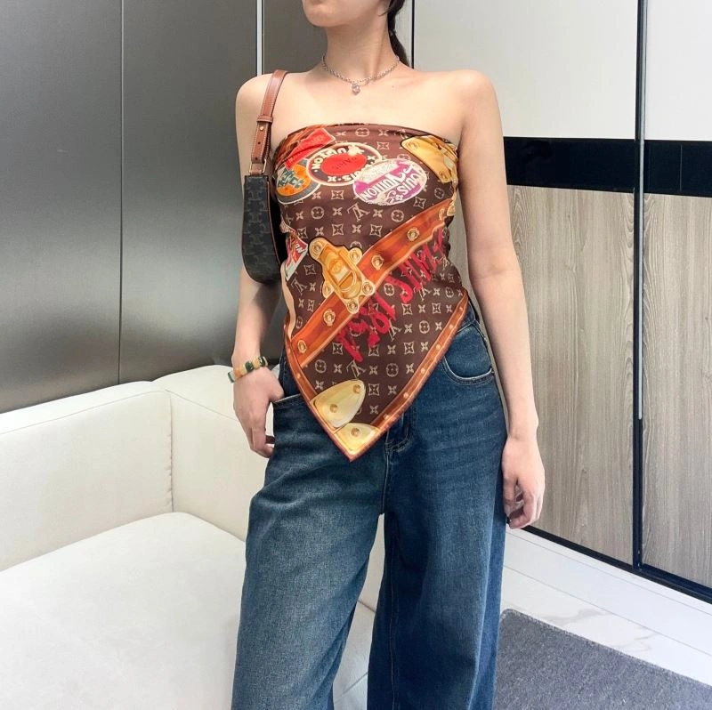 MultiPurpose Louis Vuitton Scarf 271414