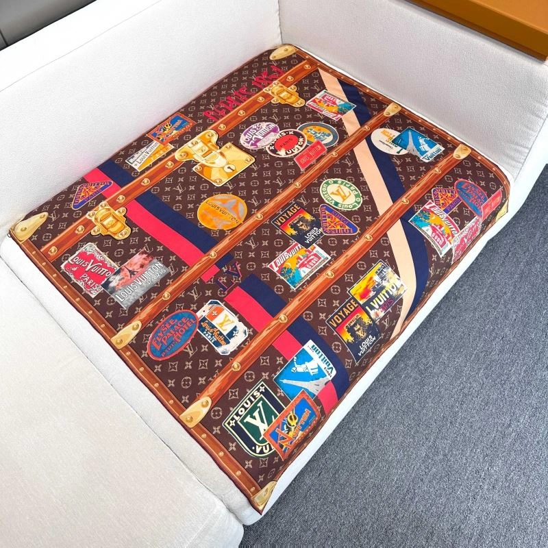 MultiPurpose Louis Vuitton Scarf 271414