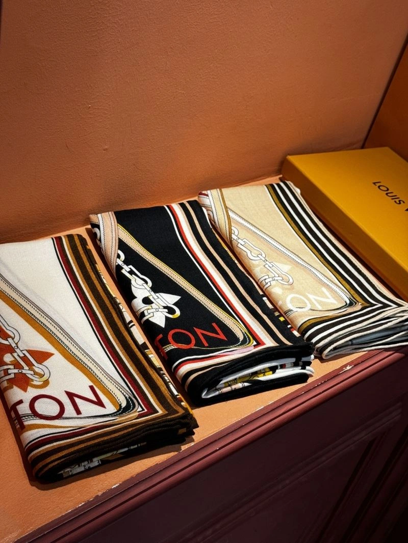 Louis Vuitton Scarf ModernLook 271418