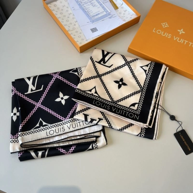 Louis Vuitton Scarf ZipUp 271422