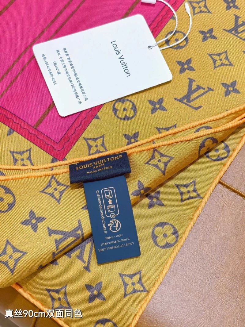 Snug Louis Vuitton Scarf 271392