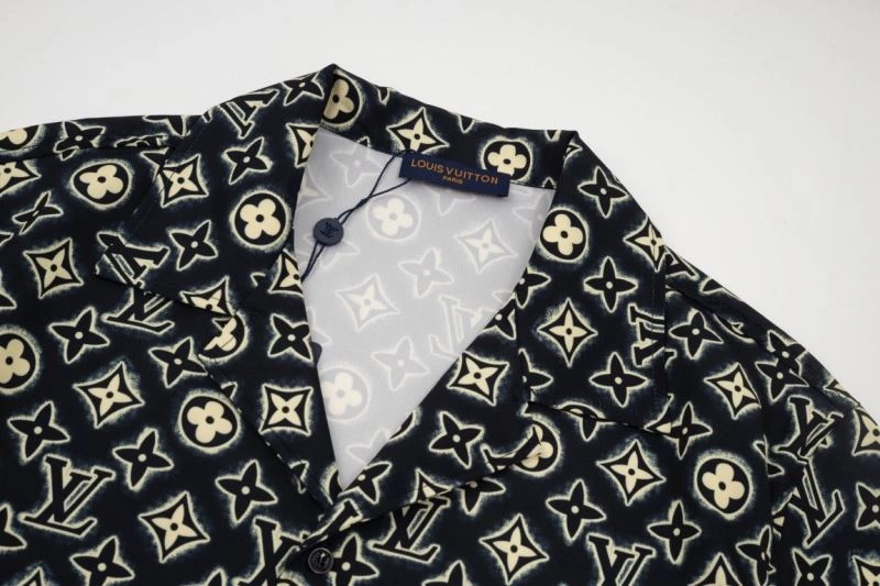 Breathable Louis Vuitton Shirts 138600