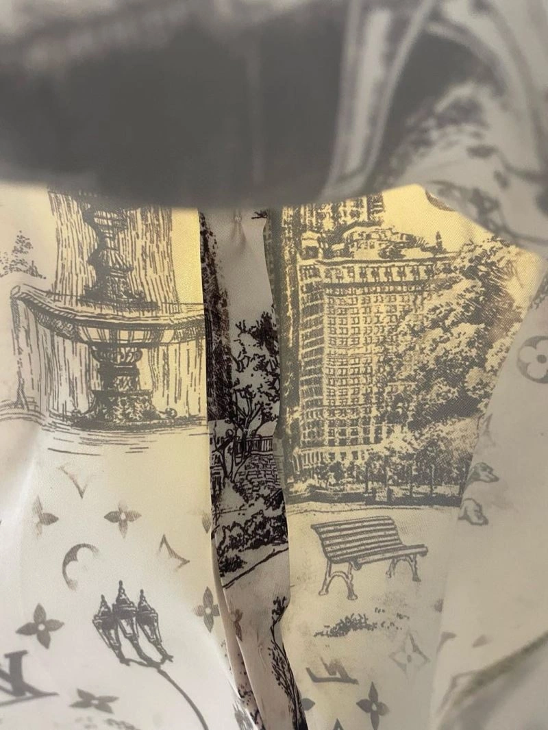Minimalist Louis Vuitton Shirts 138620