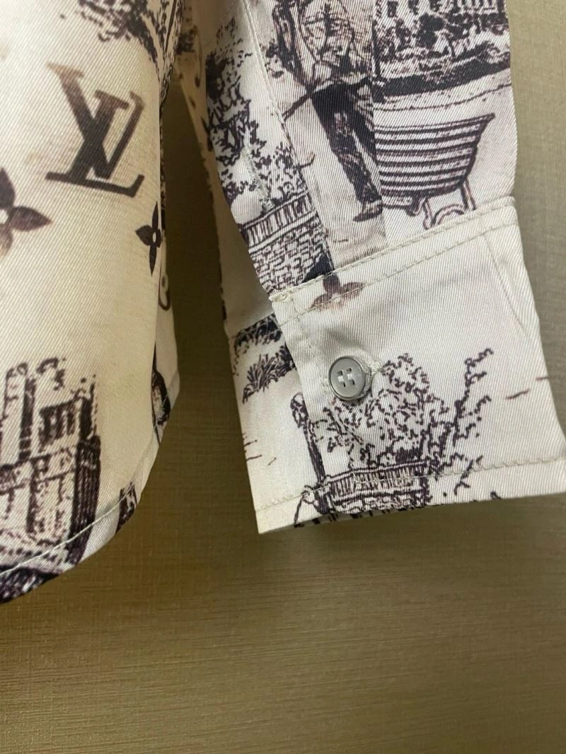 Minimalist Louis Vuitton Shirts 138620