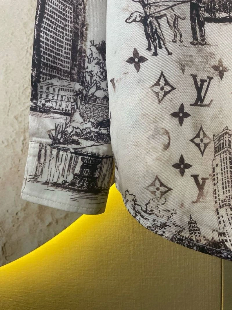 Minimalist Louis Vuitton Shirts 138620