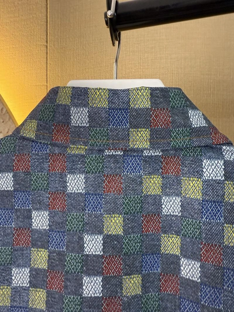 Premium Louis Vuitton Shirts 138603