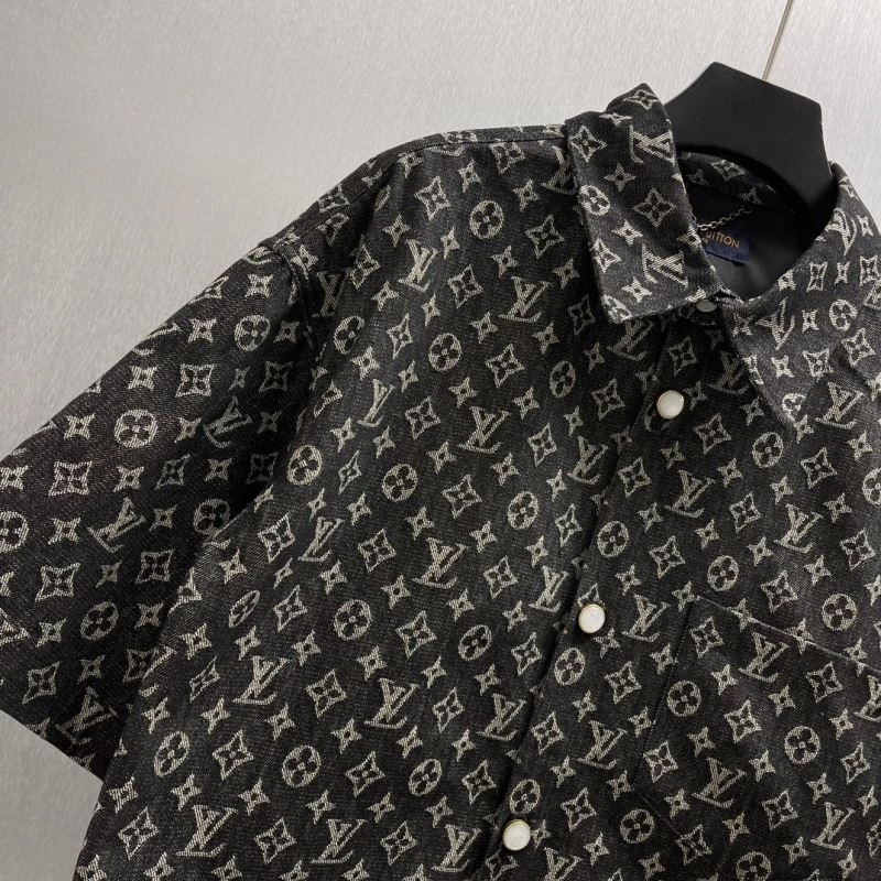 Louis Vuitton Shirts WrinkleFree 138572