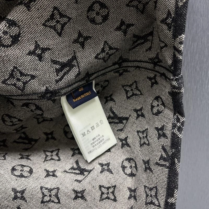 Louis Vuitton Shirts WrinkleFree 138572