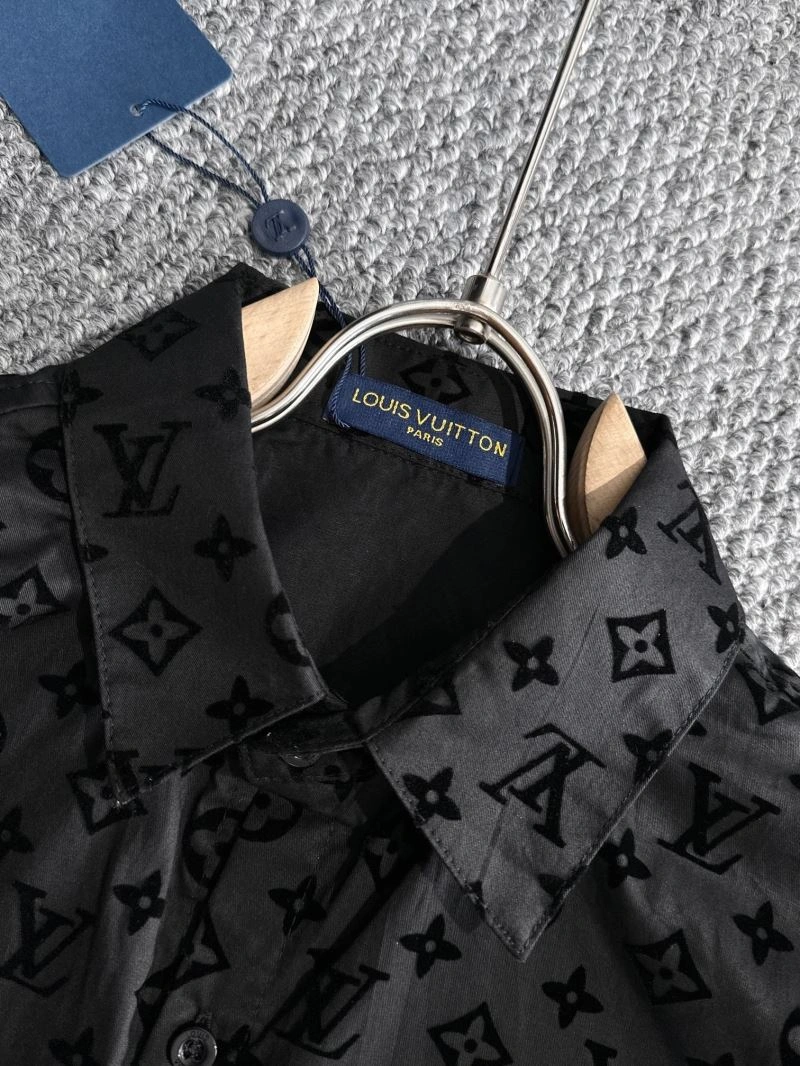 Flexible Louis Vuitton Shirts 138566