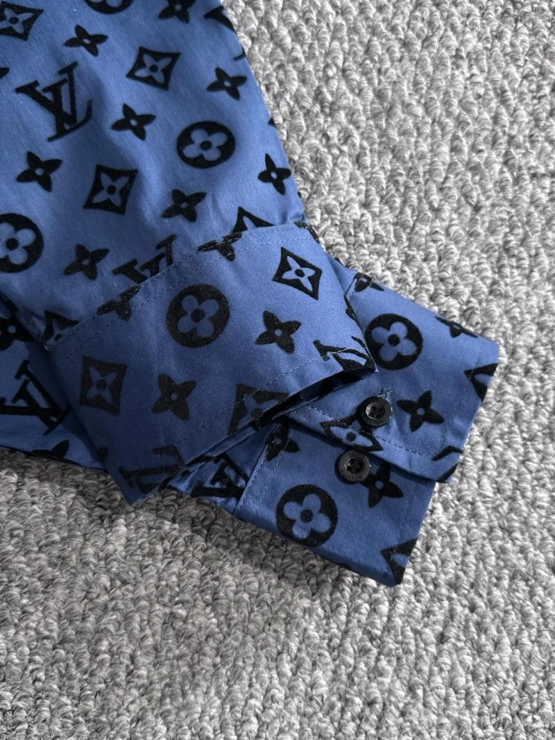 SmoothTexture Louis Vuitton Shirts 138571