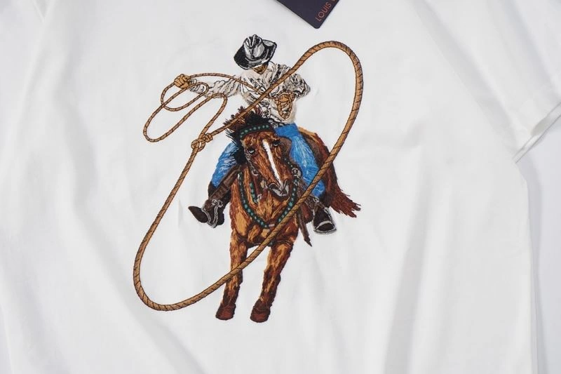 Versatile Louis Vuitton Shirts 130337