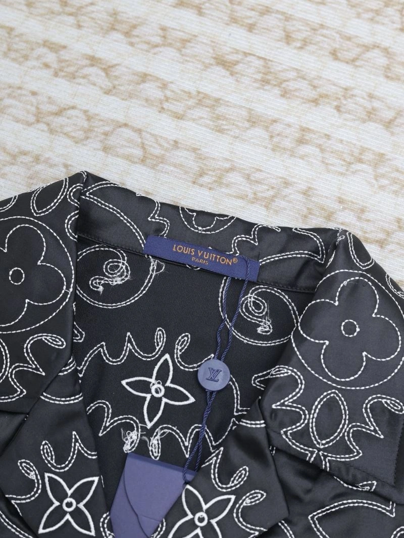 Popular Louis Vuitton Shirts 138587