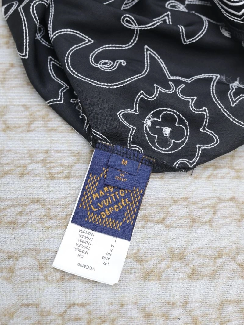 Popular Louis Vuitton Shirts 138587