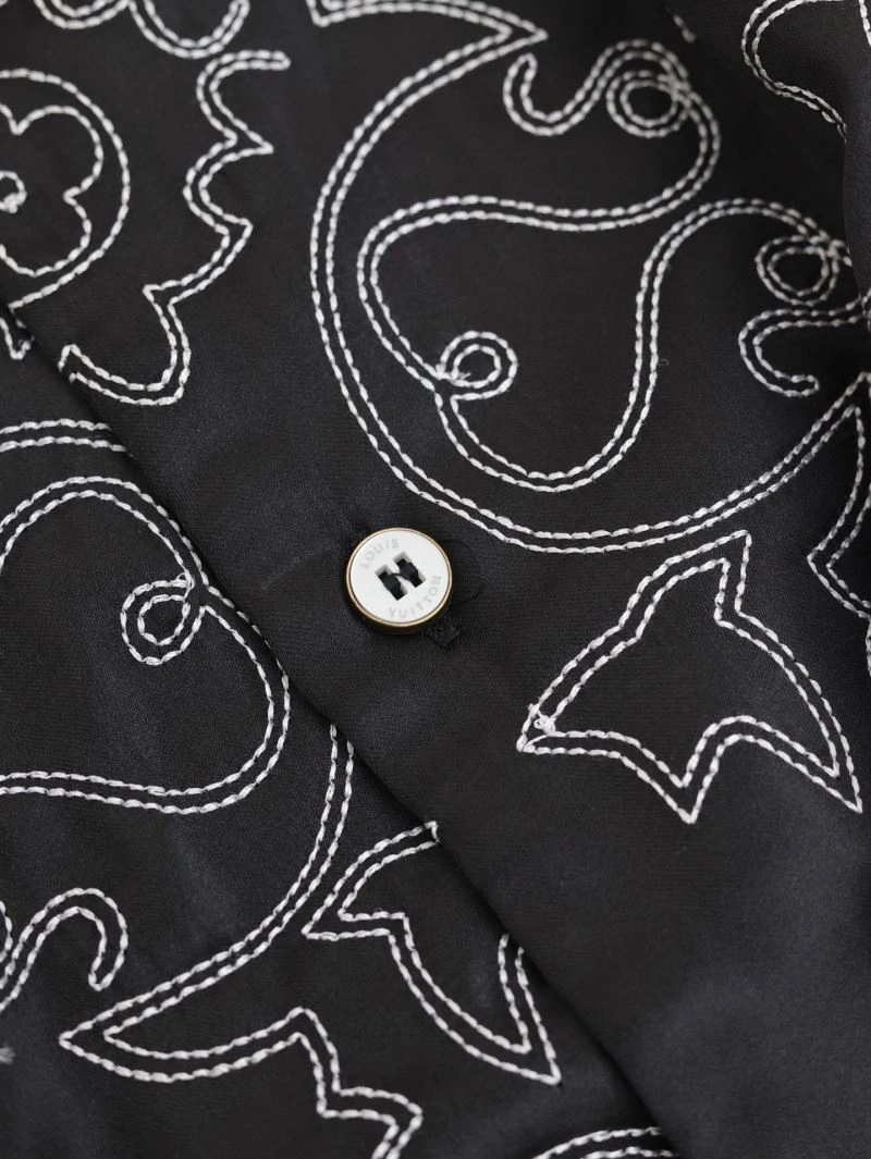 Popular Louis Vuitton Shirts 138587
