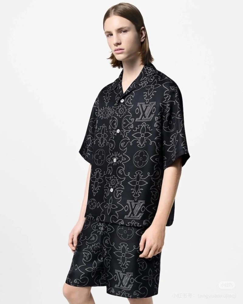 Popular Louis Vuitton Shirts 138587