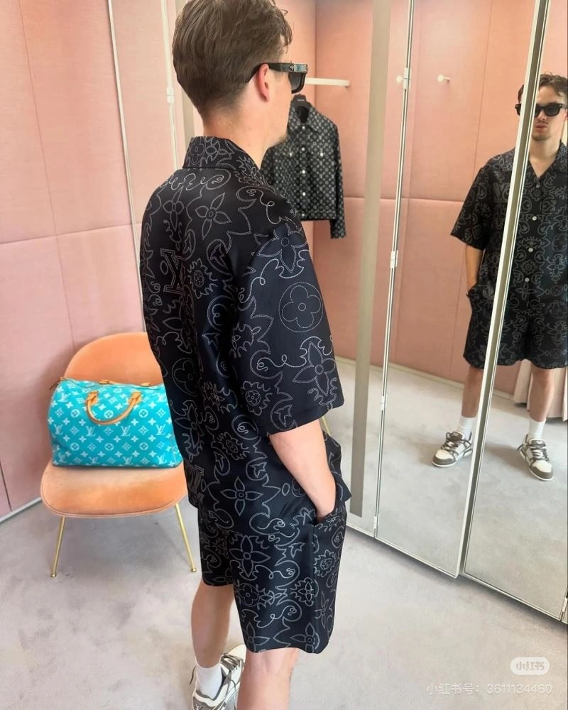 Popular Louis Vuitton Shirts 138587