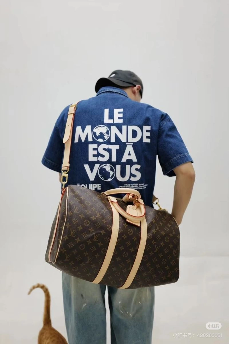 Functional Louis Vuitton Shirts 138588