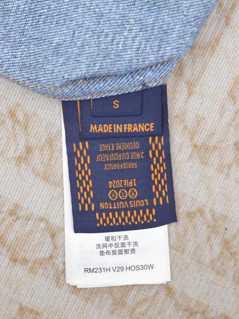 Packable Louis Vuitton Shirts 138593