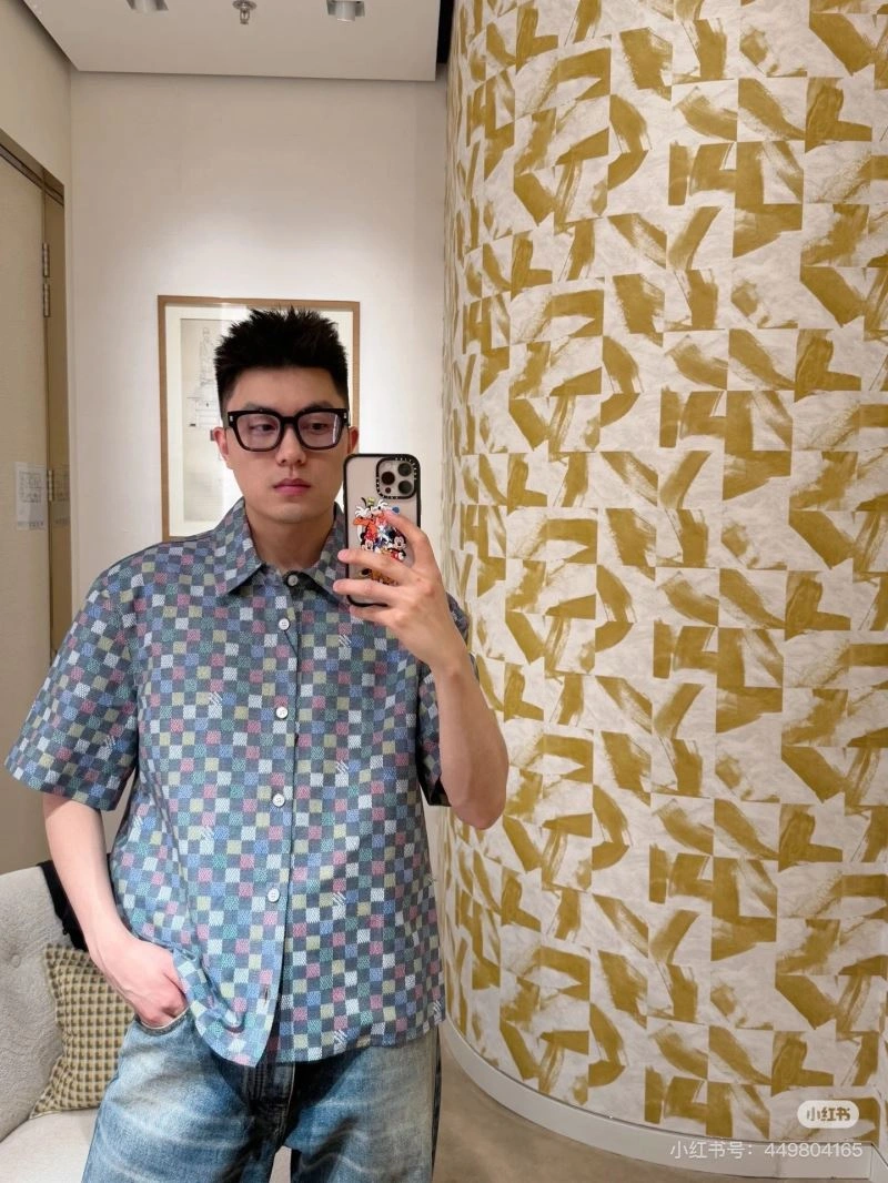 Packable Louis Vuitton Shirts 138593