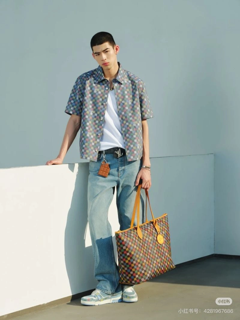 Packable Louis Vuitton Shirts 138593