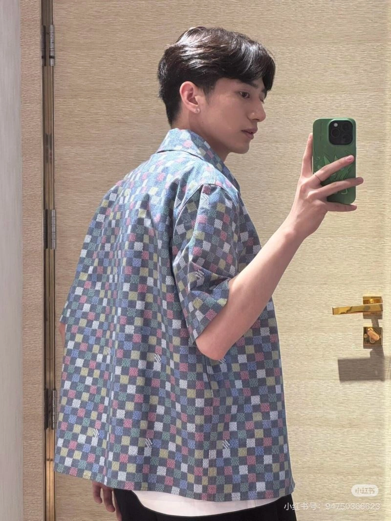 Packable Louis Vuitton Shirts 138593