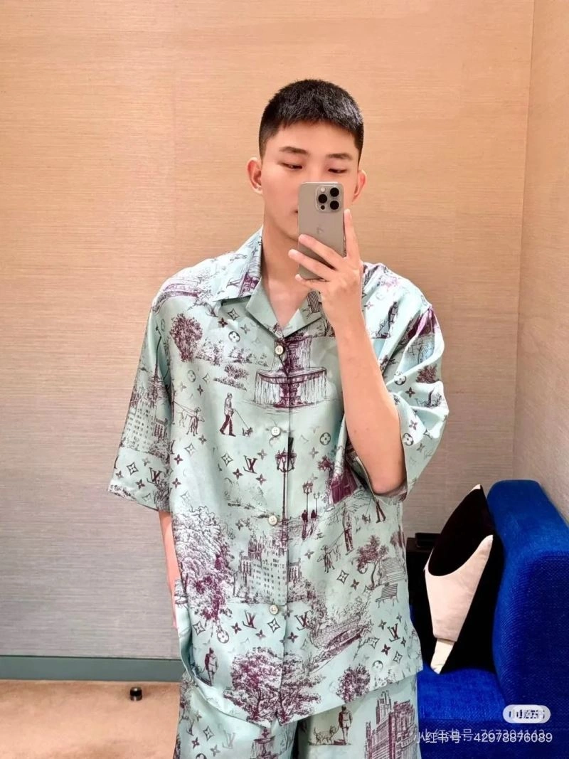 Louis Vuitton Shirts Bright 138558