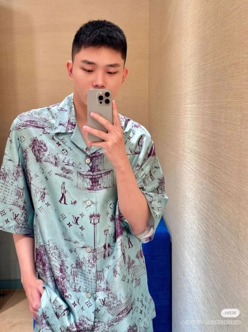 Louis Vuitton Shirts Bright 138558