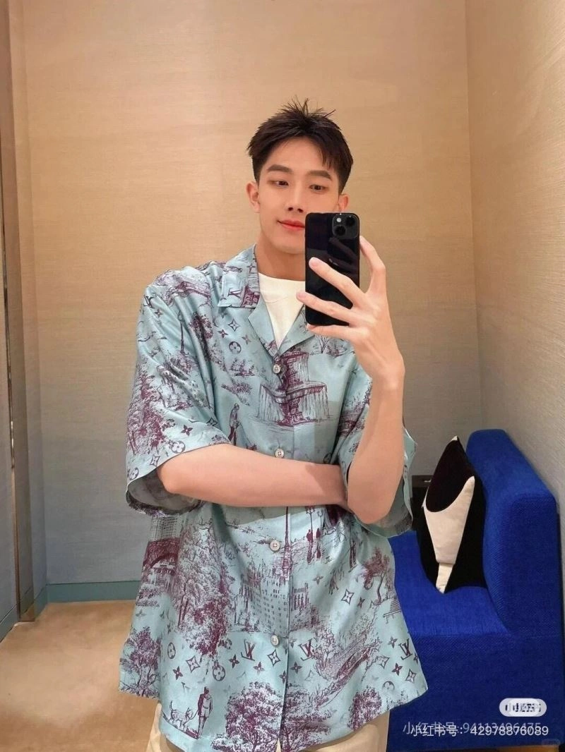 Louis Vuitton Shirts Bright 138558
