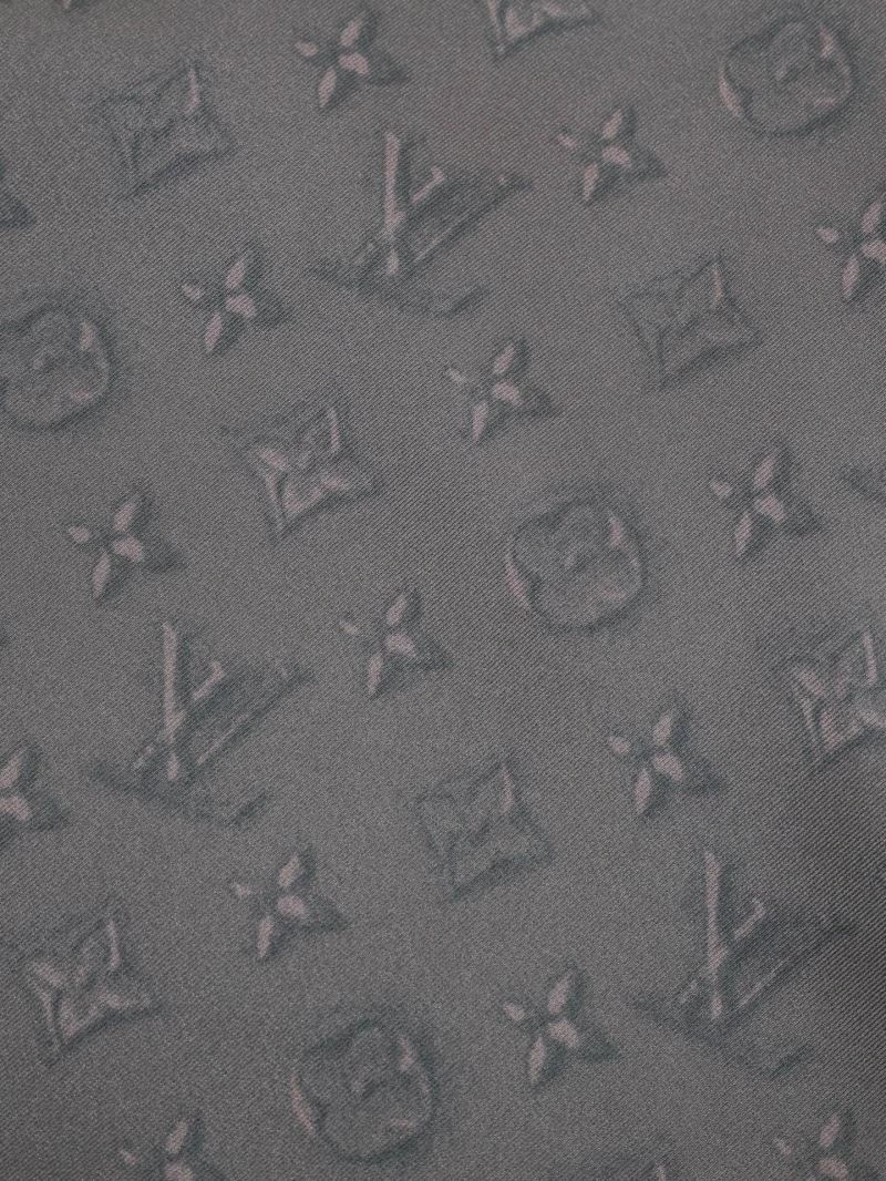 Lightweight Louis Vuitton Shirts 138557