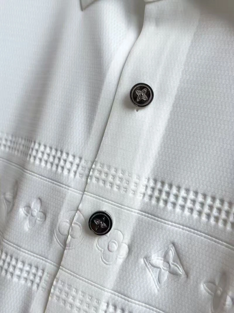 Louis Vuitton Shirts UrbanChic 131979
