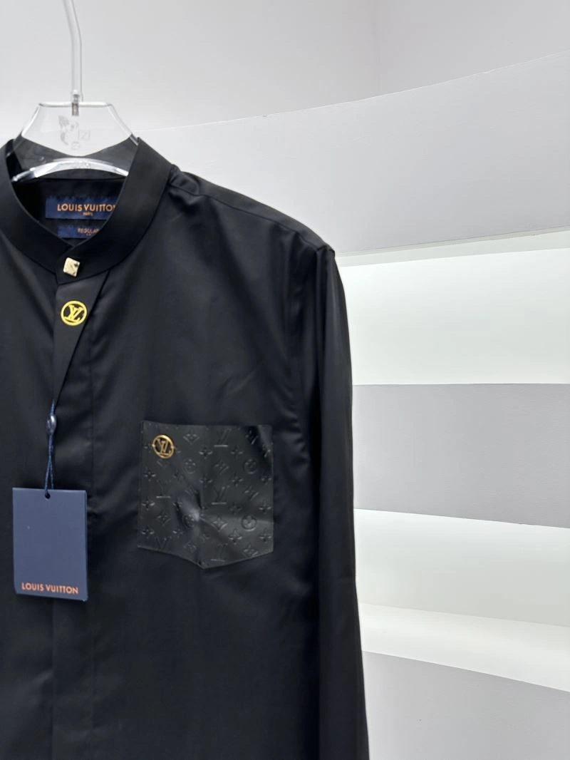 Chic Louis Vuitton Shirts 139055