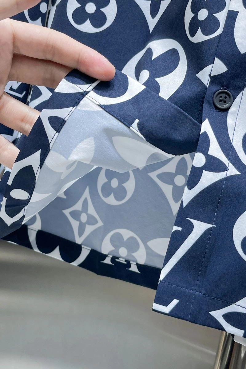 Louis Vuitton Shirts Snug 137494