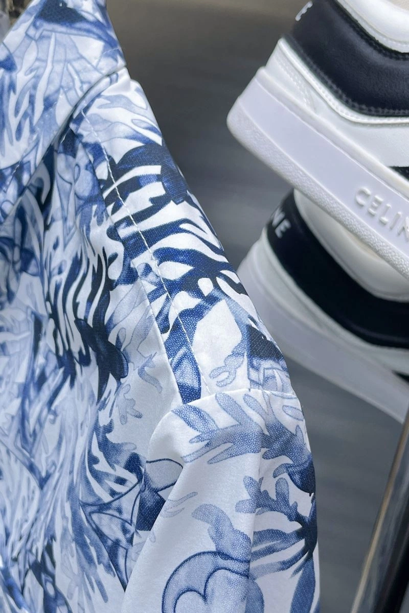 Louis Vuitton Shirts UrbanChic 137492