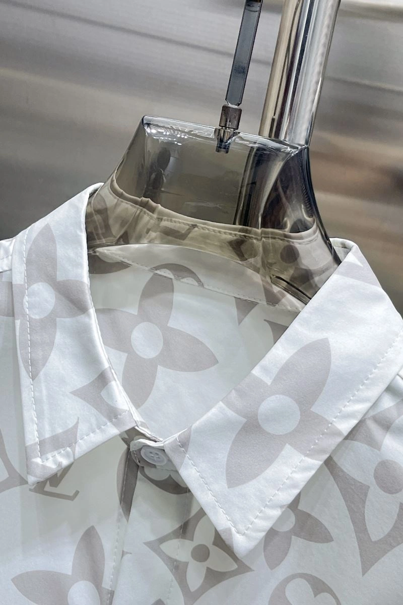 Louis Vuitton Shirts Chic 137490